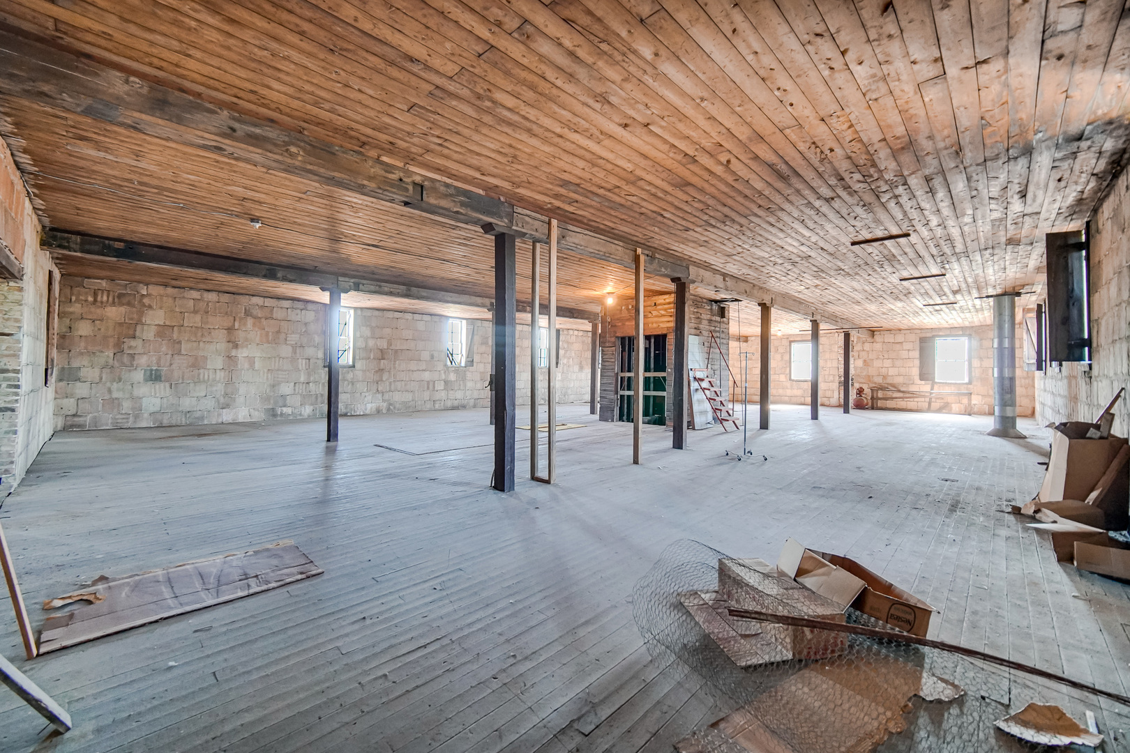 15300 Greenwood Road Property Photo 8