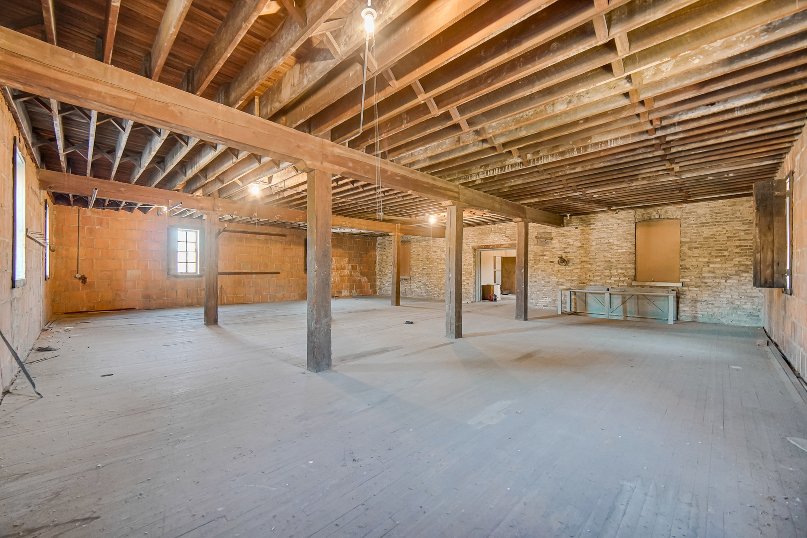 15300 Greenwood Road Property Photo 9