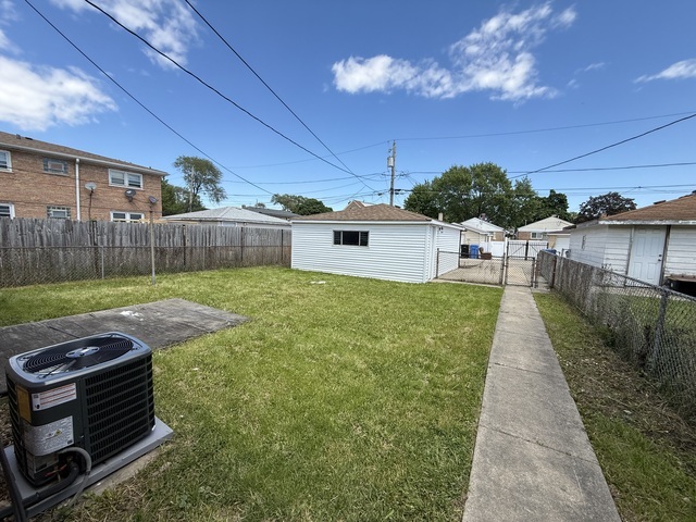 5321 S Kostner Avenue Property Photo 11