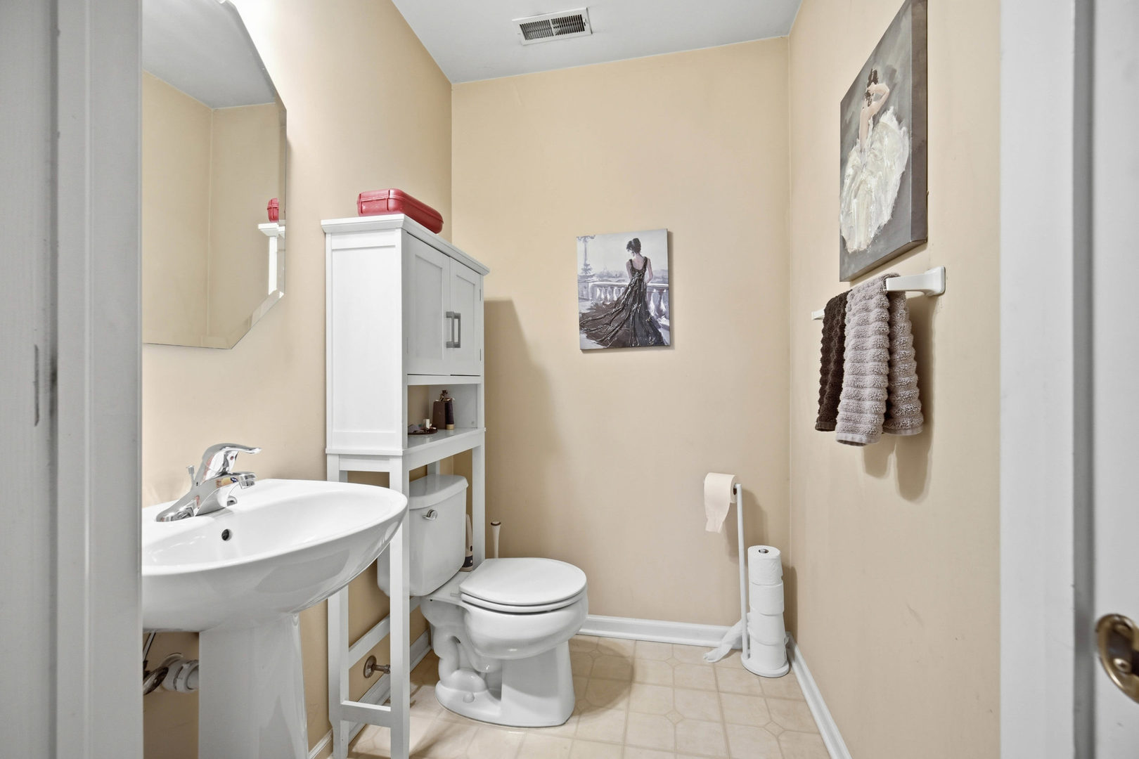 657 S Curran Road Property Photo 8