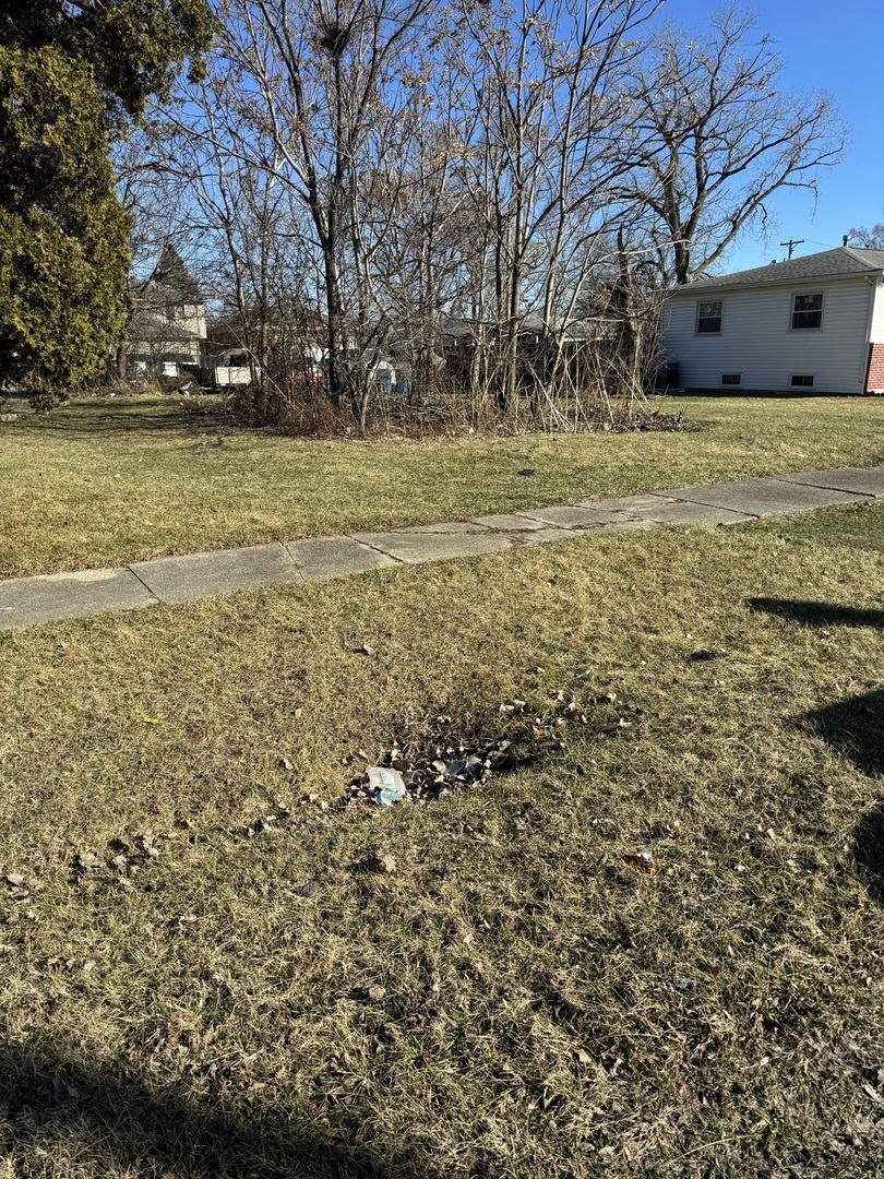 14423 Davis Avenue Property Photo 1