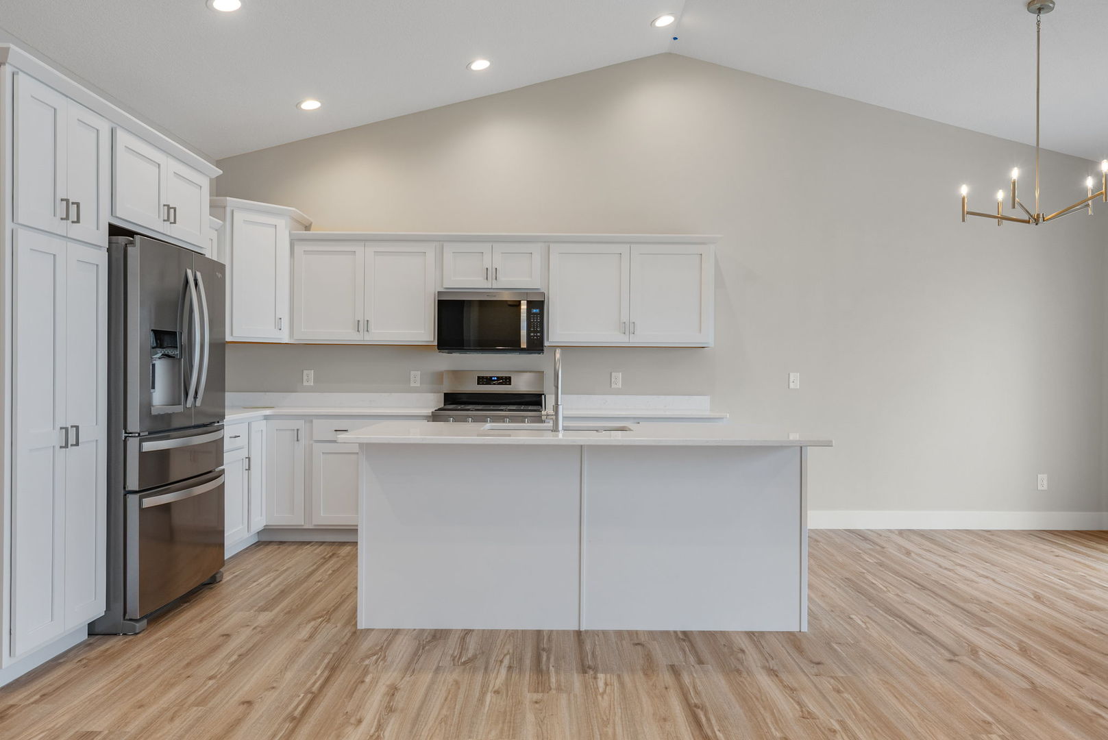 4 Frank Court Property Photo 7