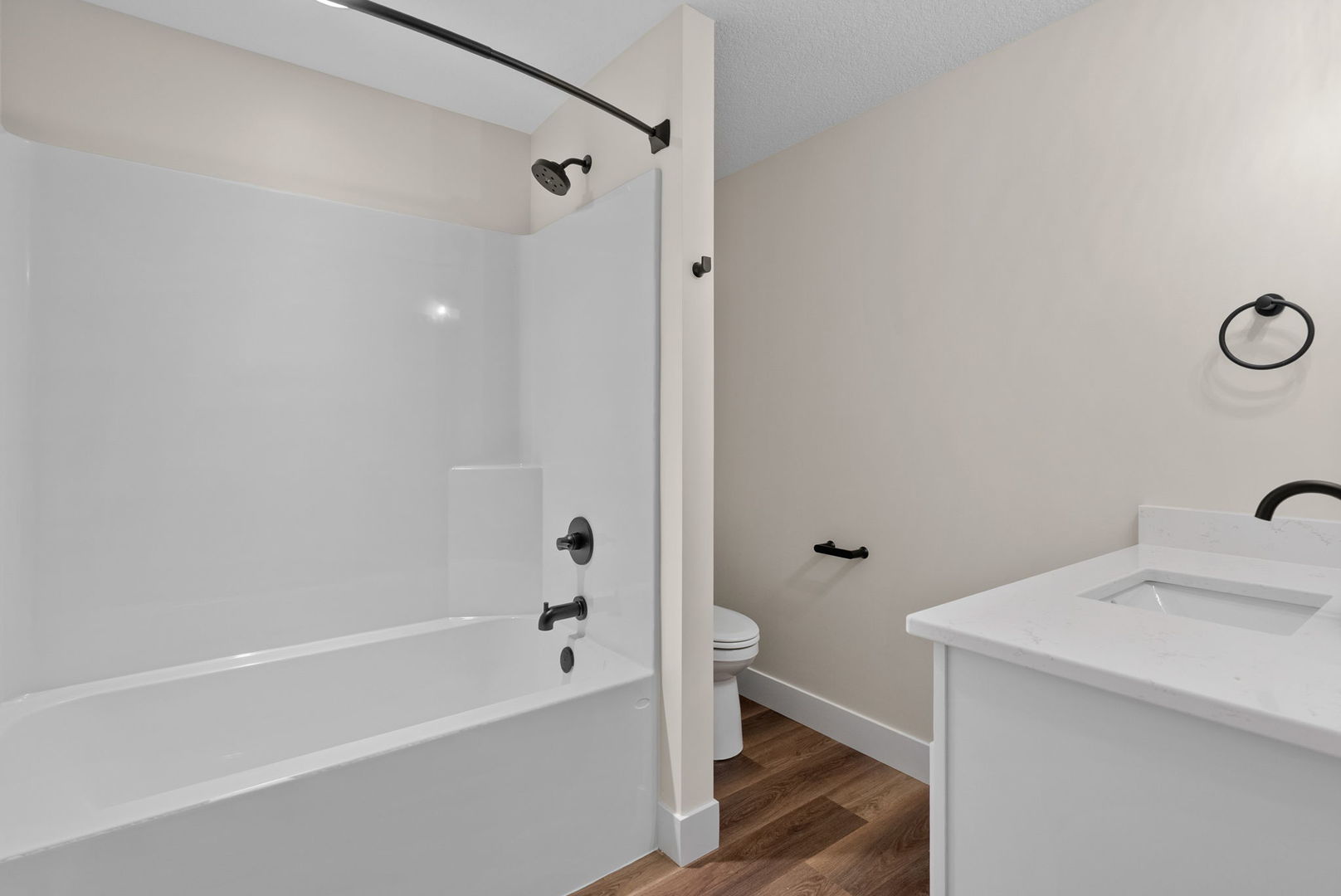 4 Frank Court Property Photo 33