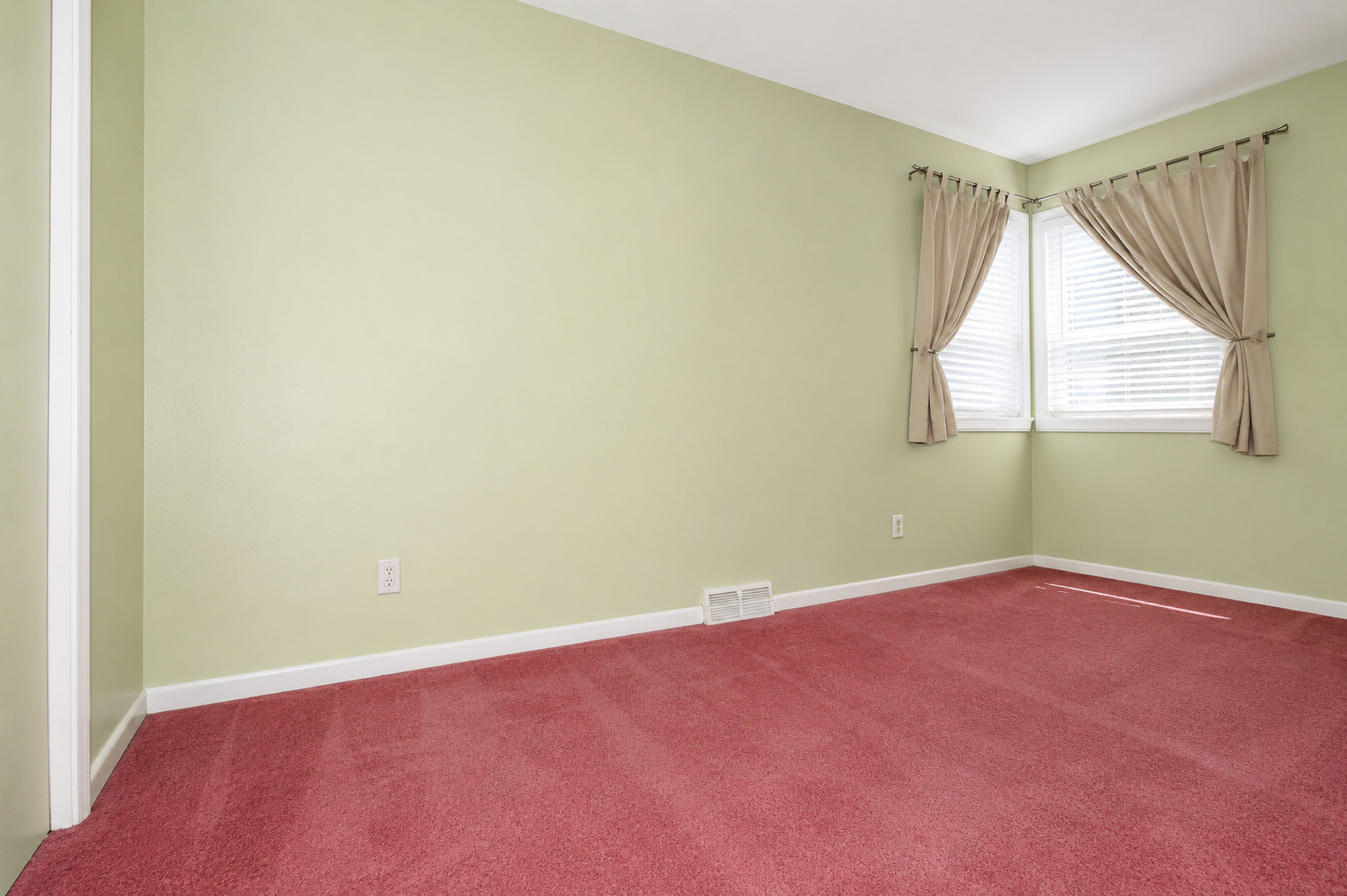 4253 Prescott Avenue Property Photo 18