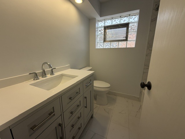 4414 N Nagle Avenue Property Photo 9