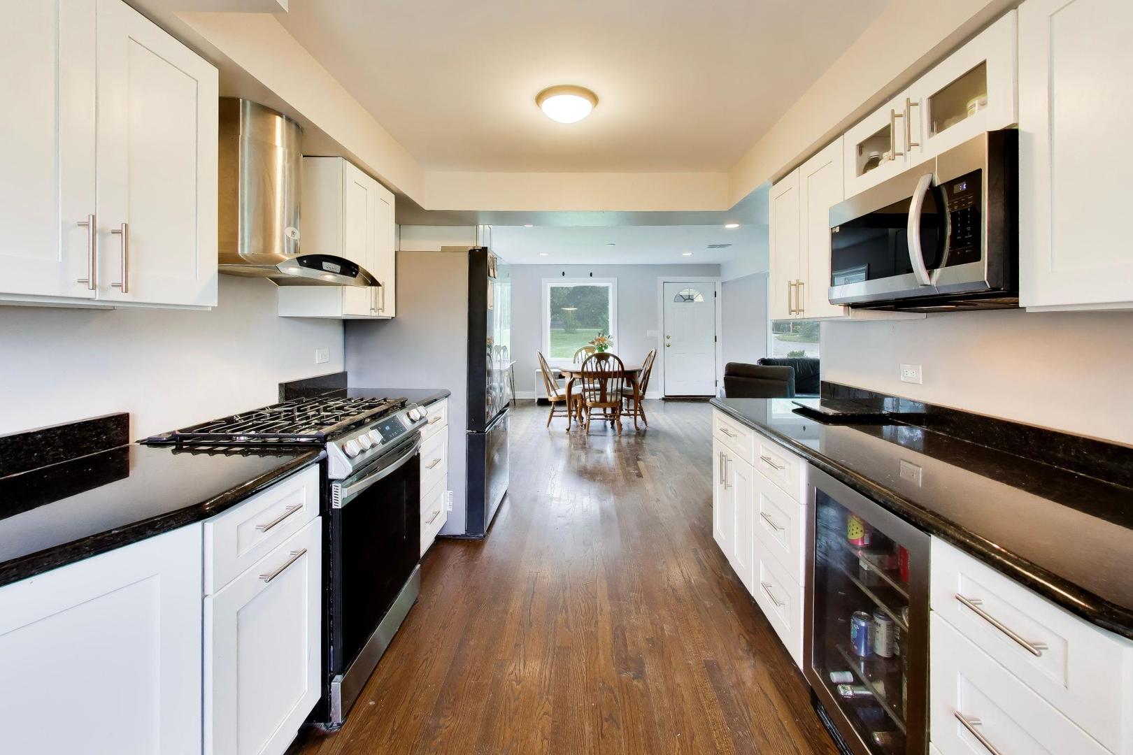 24826 W Miller Road Property Photo 16