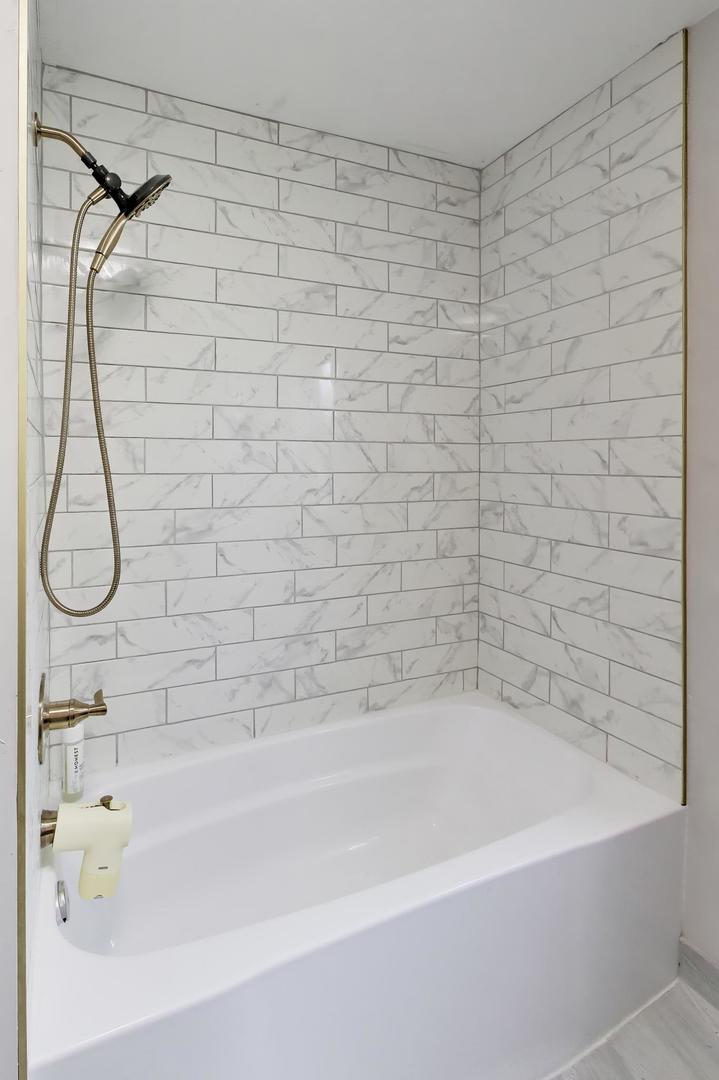 24826 W Miller Road Property Photo 18