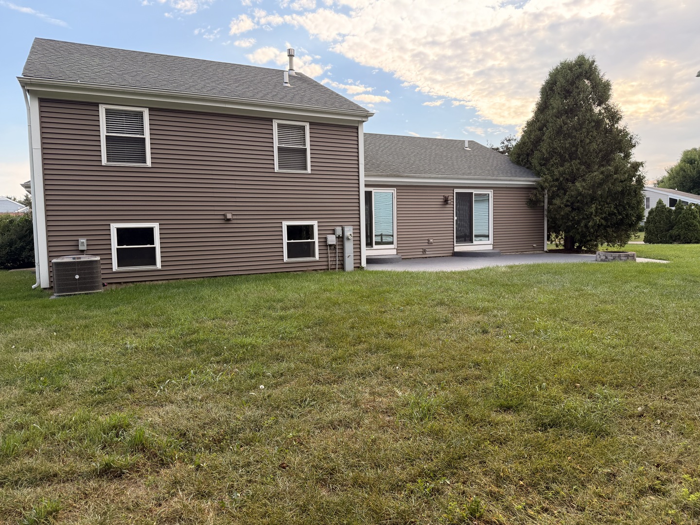 700 Woodbine Lane Property Photo 3