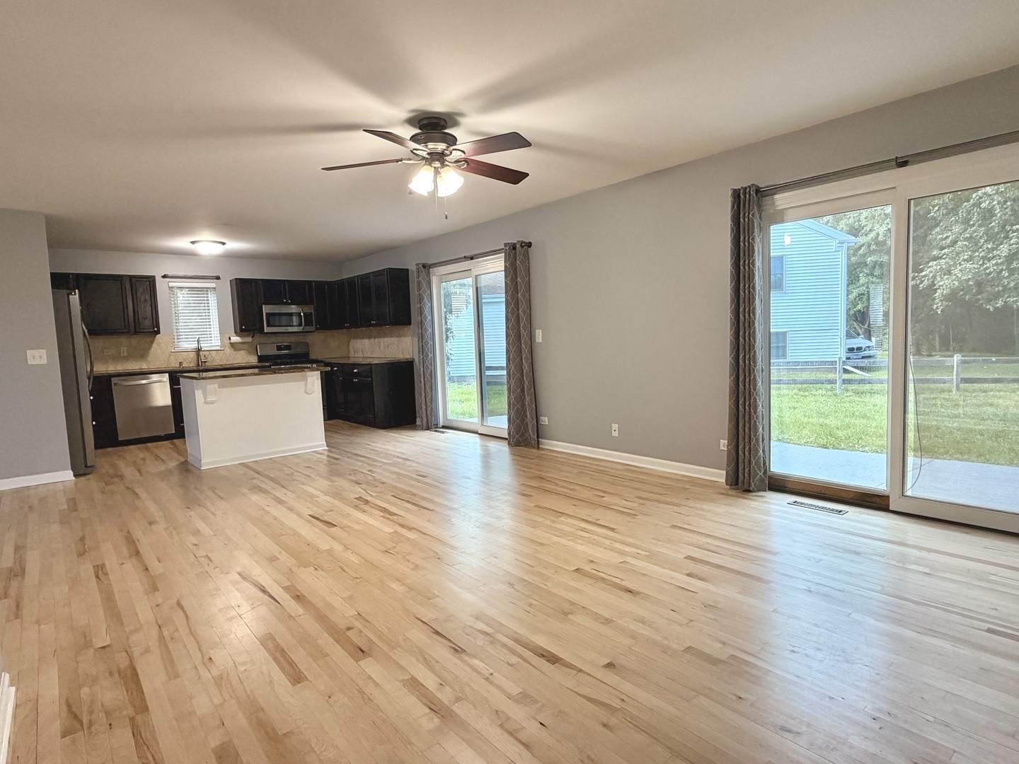 700 Woodbine Lane Property Photo 6
