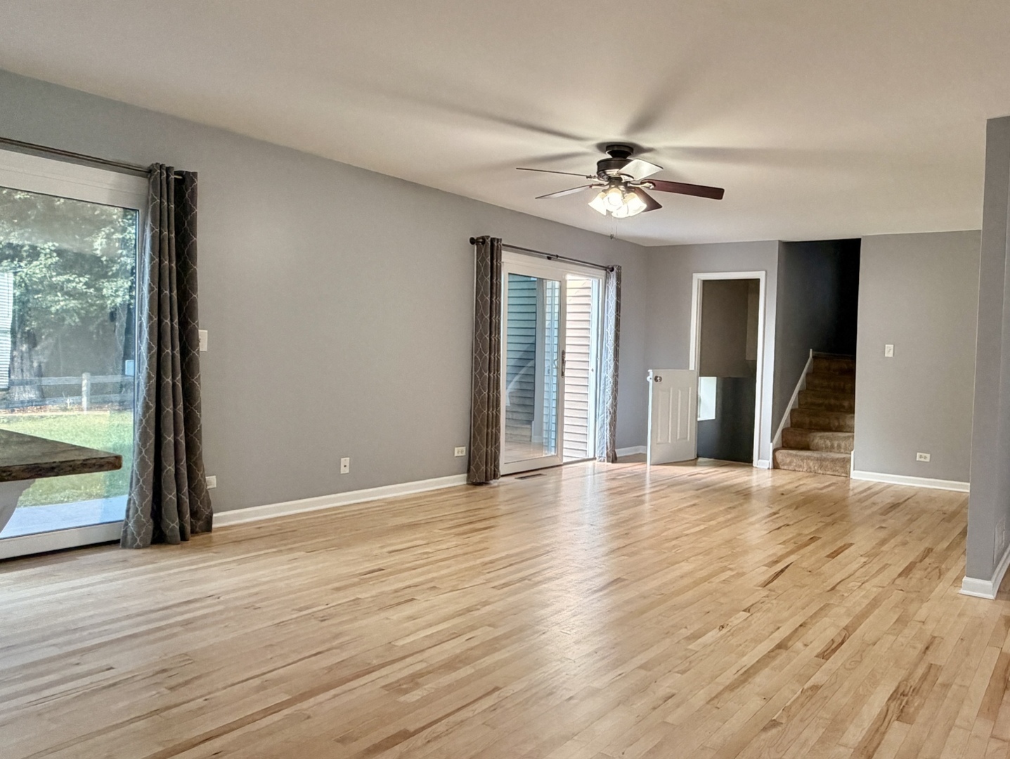 700 Woodbine Lane Property Photo 7
