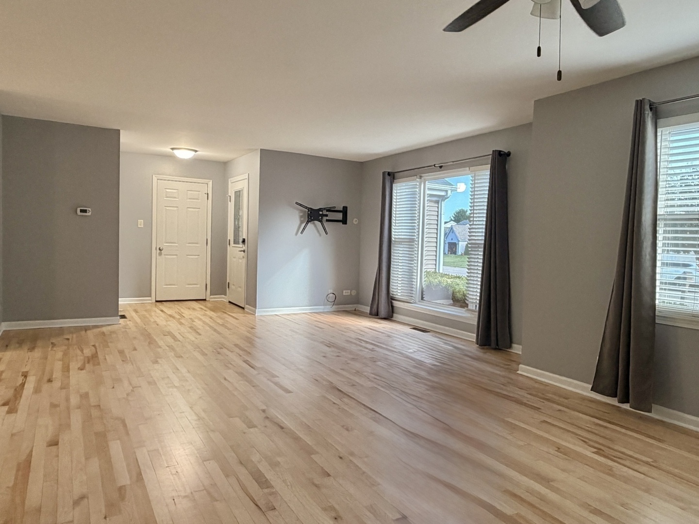 700 Woodbine Lane Property Photo 10