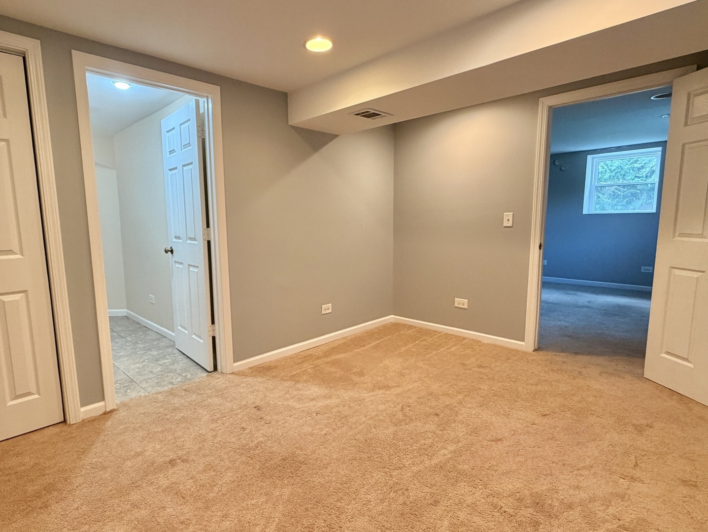 700 Woodbine Lane Property Photo 14