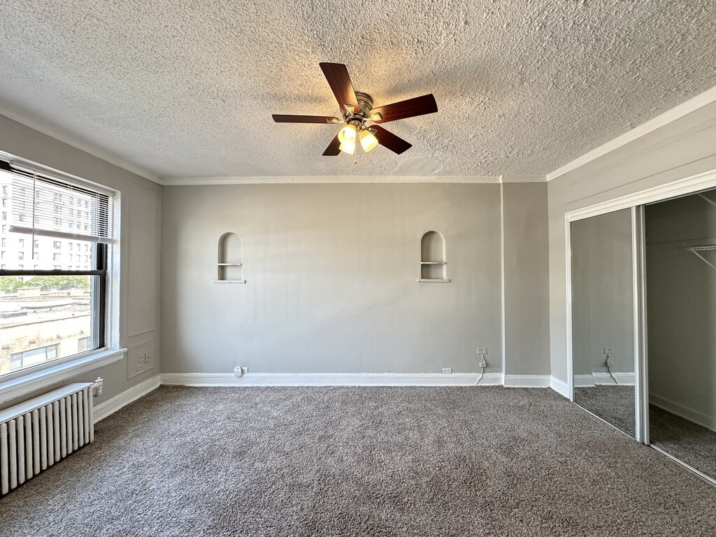 434 W Wellington Avenue 611 Property Photo 13