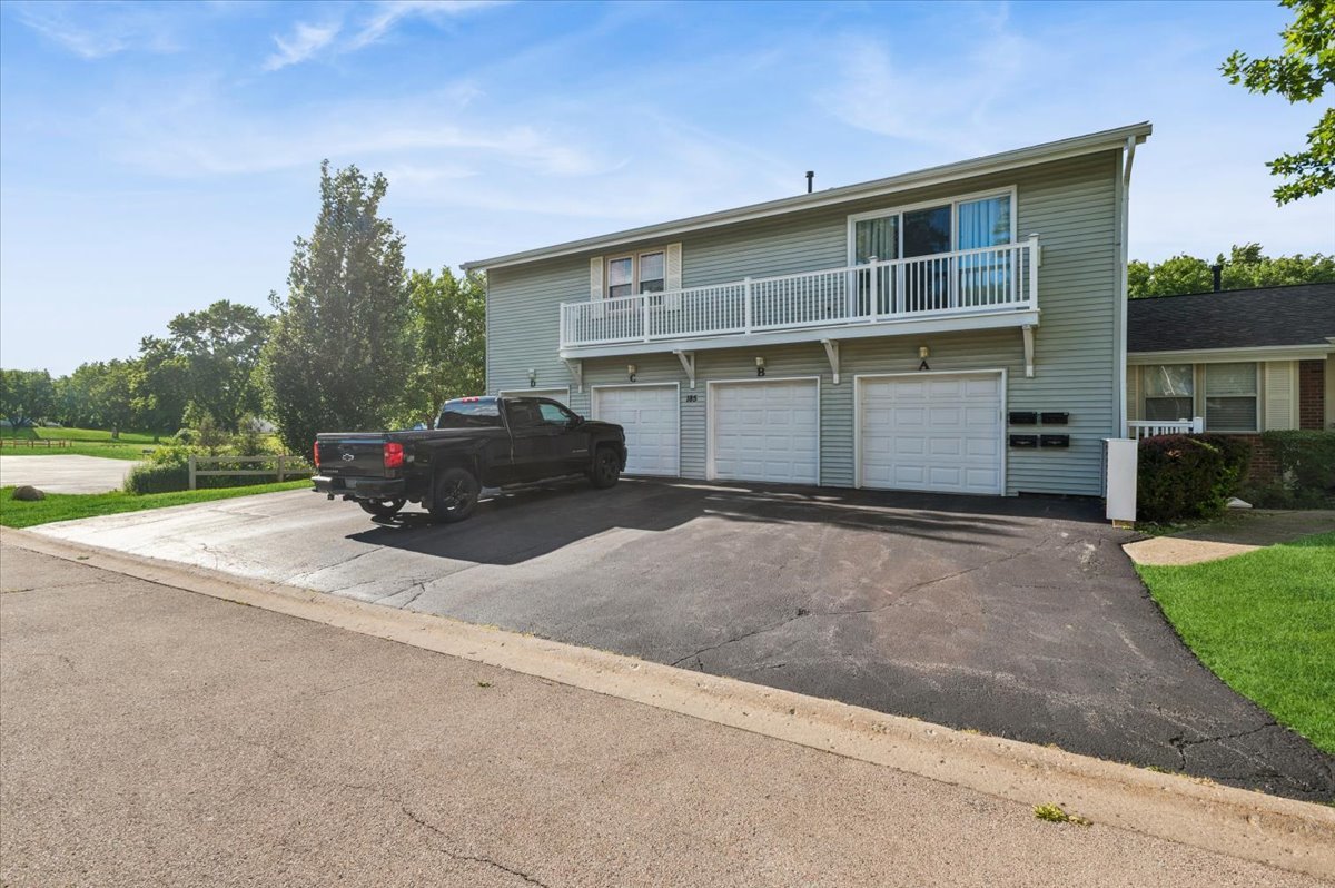 185 College Drive B Property Photo 24