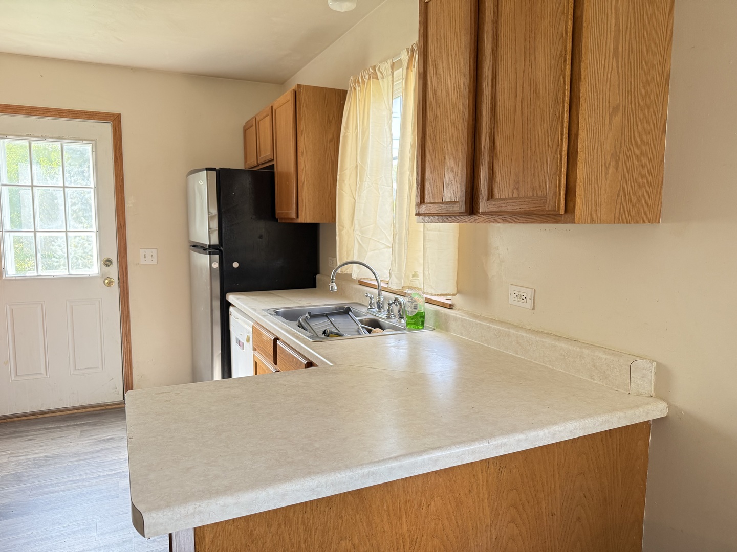 1709 Clay Street Property Photo 3