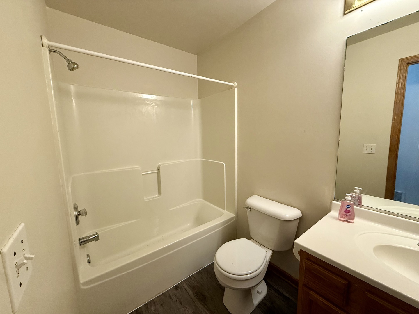 1709 Clay Street Property Photo 8