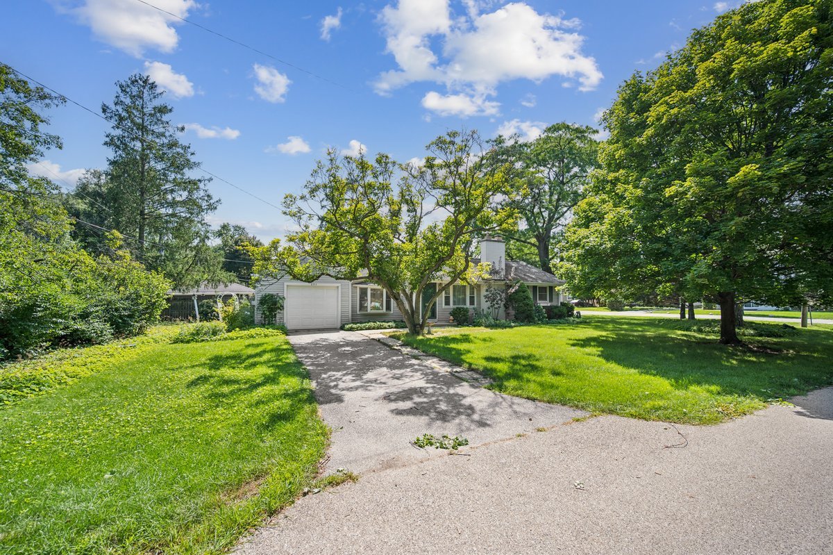 231 Latrobe Avenue Property Photo 2