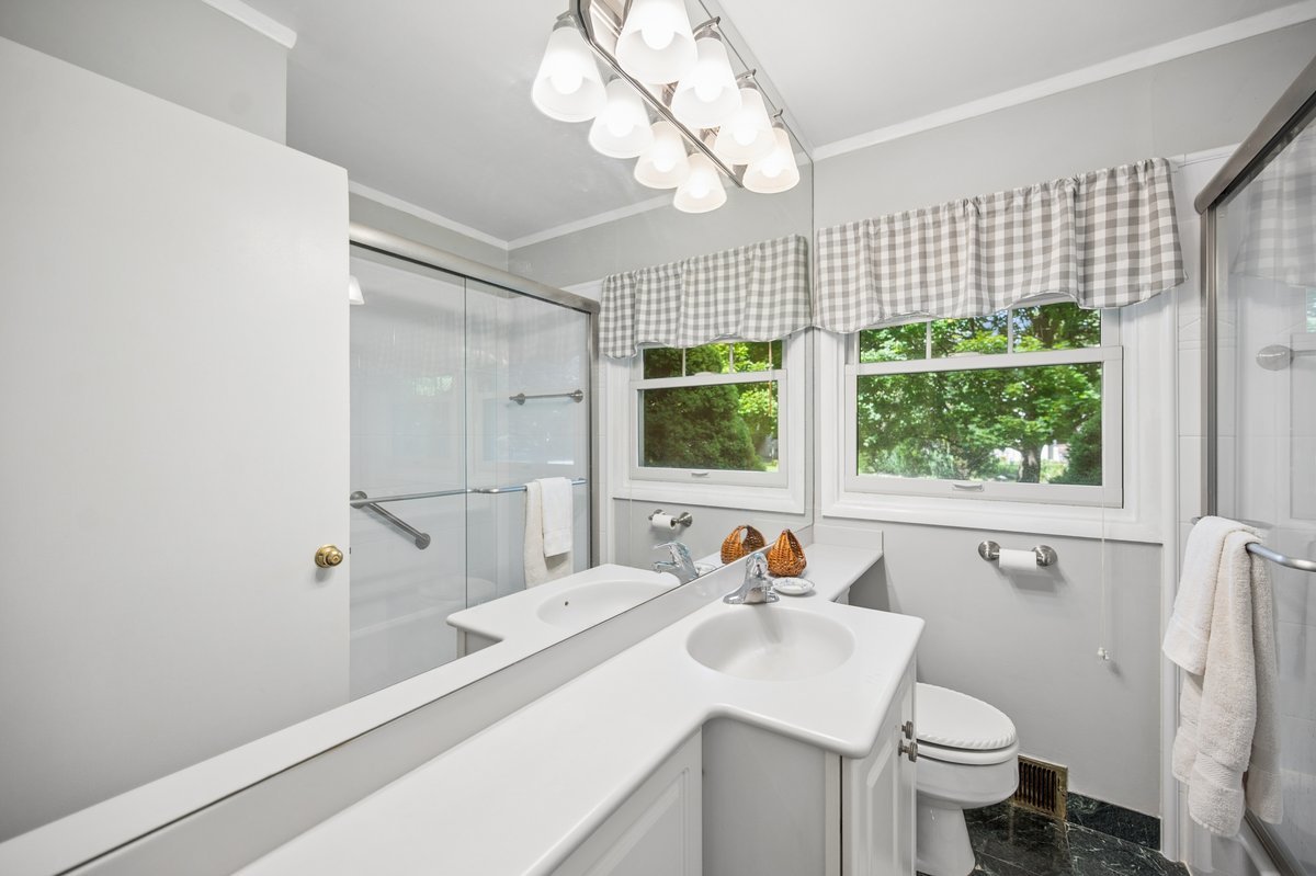 231 Latrobe Avenue Property Photo 11