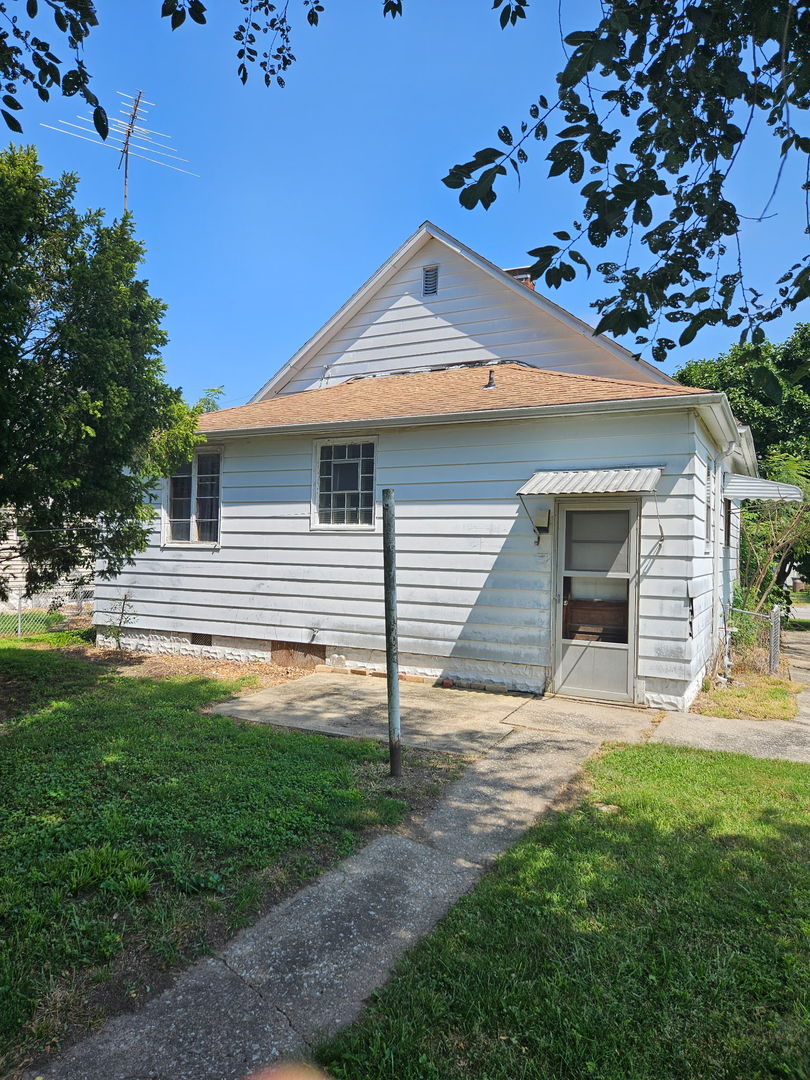 206 S 2nd Street Property Photo 4