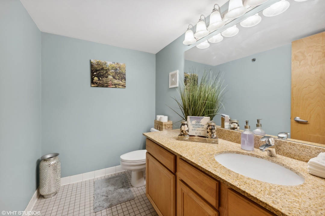 1727 S Indiana Avenue 110 Property Photo 8