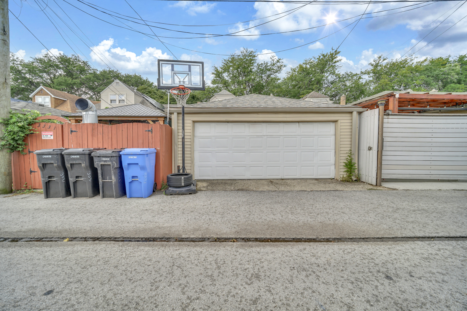 3331 N Rutherford Avenue Property Photo 32