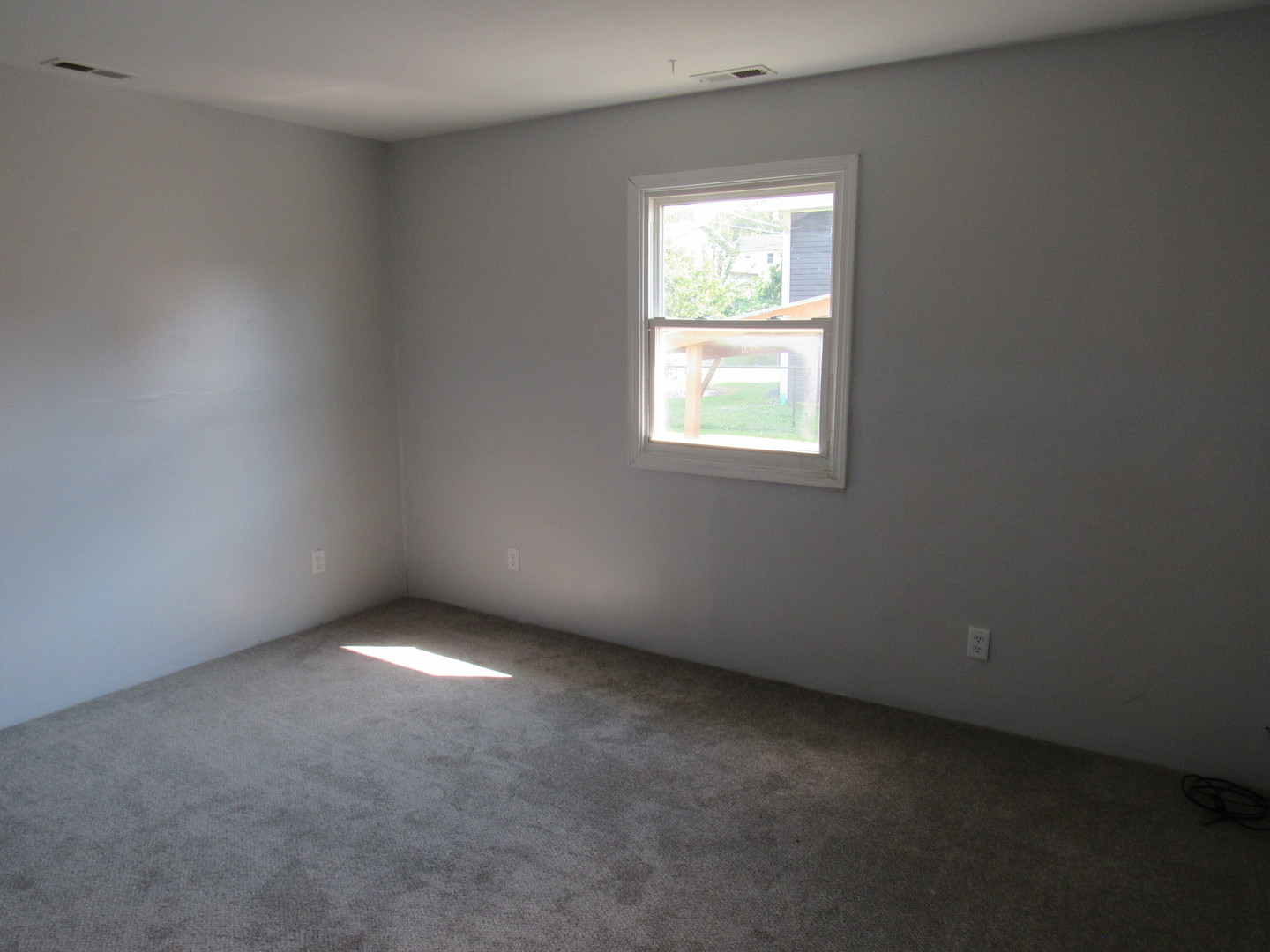 1613 Juneway Terrace Property Photo 12