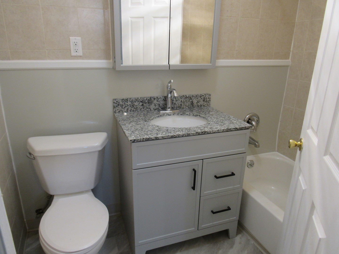 1613 Juneway Terrace Property Photo 15