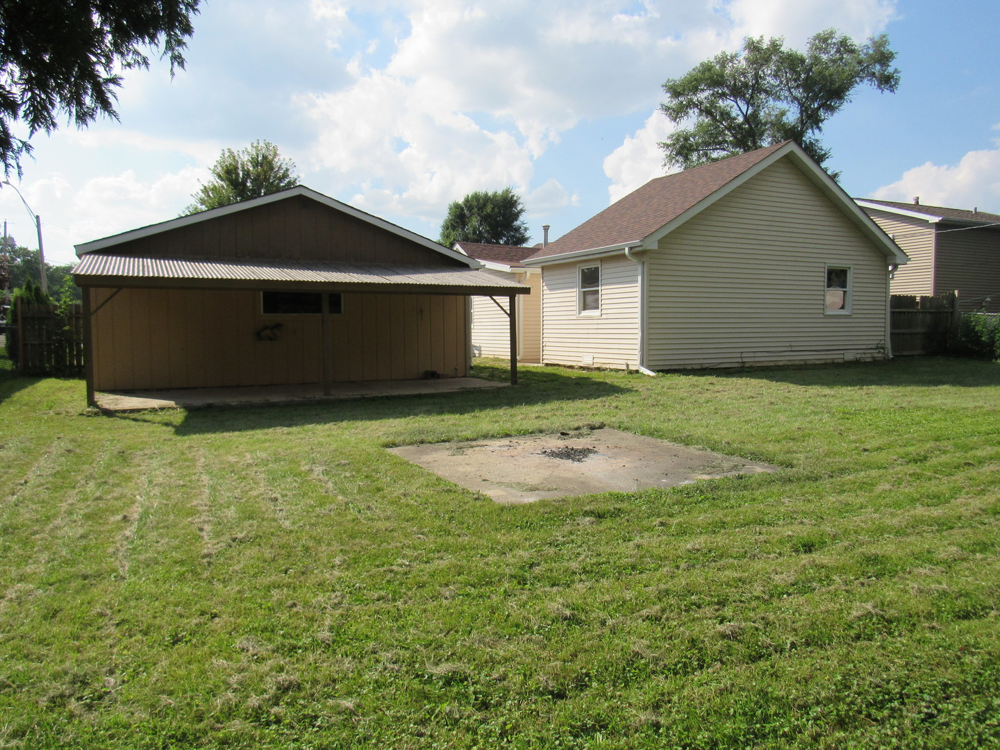 1613 Juneway Terrace Property Photo 17