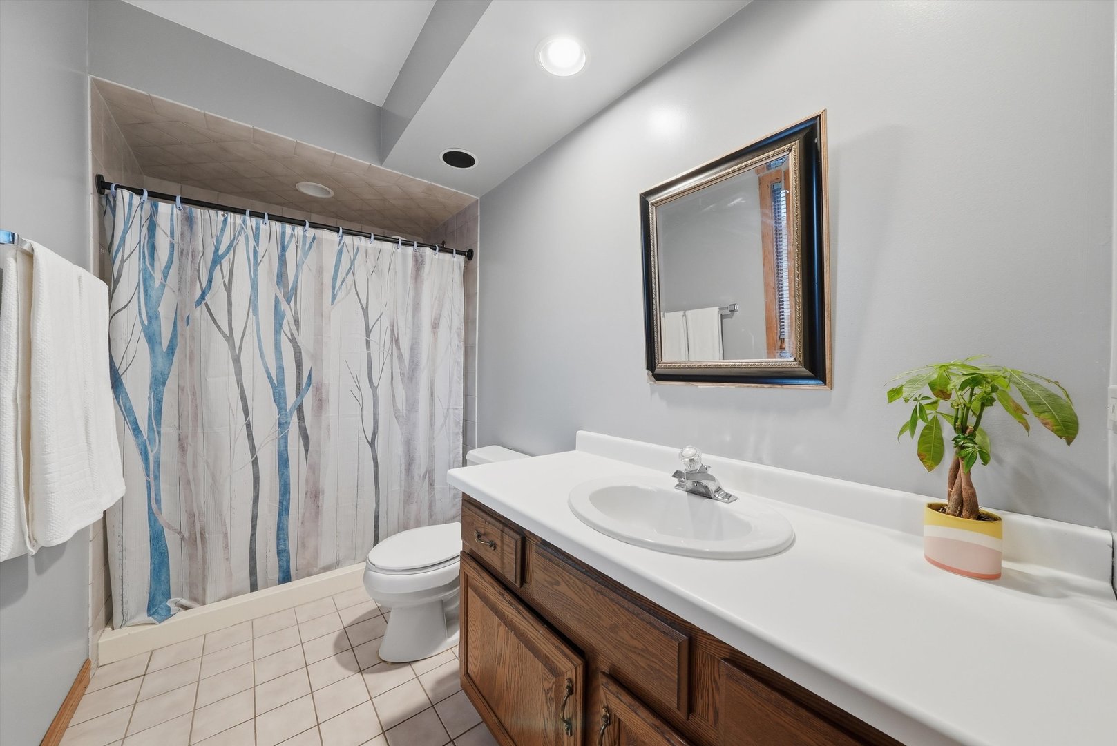 709 Jenkisson Avenue Property Photo 14