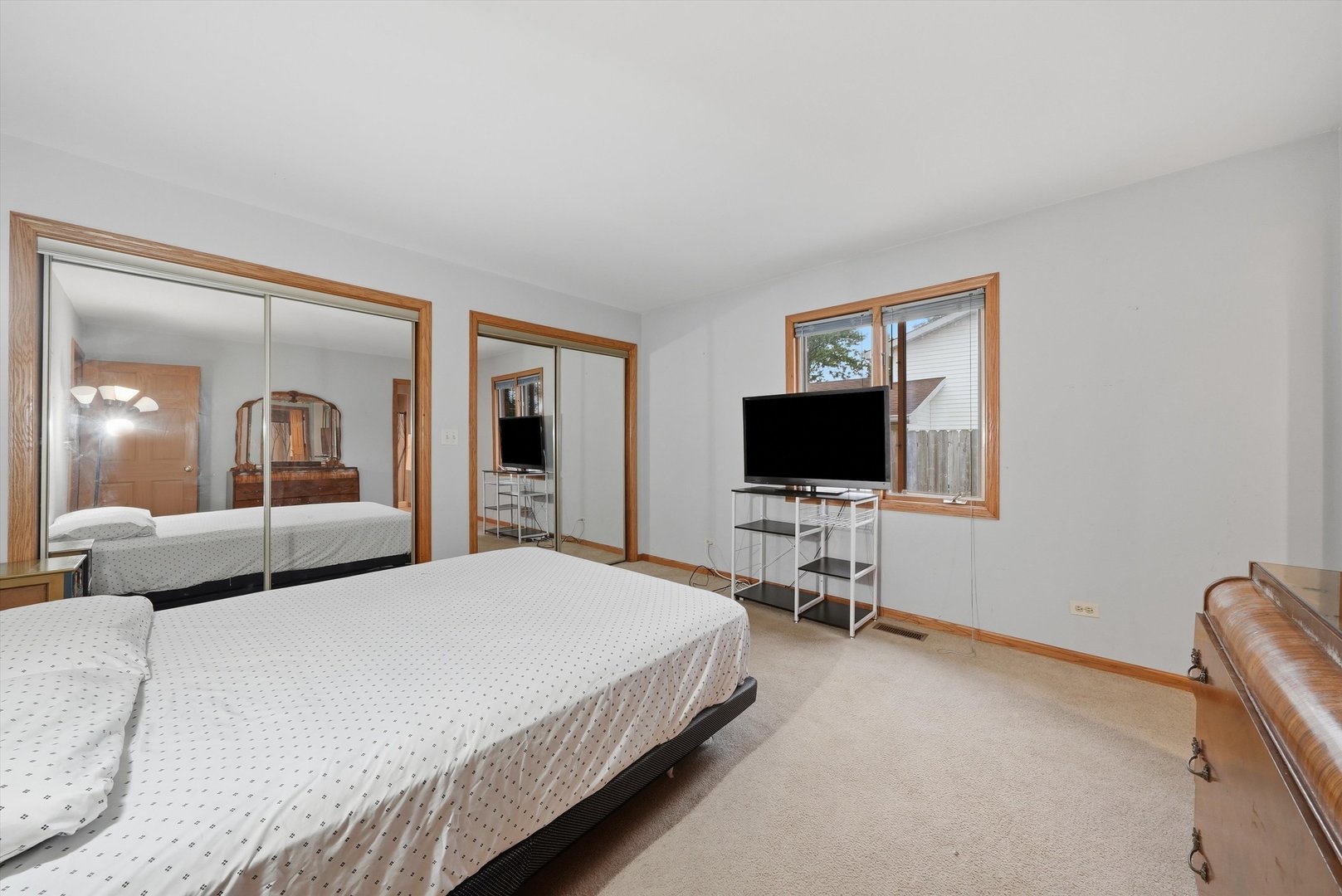 709 Jenkisson Avenue Property Photo 16
