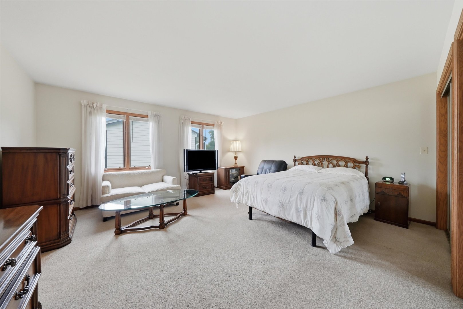 709 Jenkisson Avenue Property Photo 17