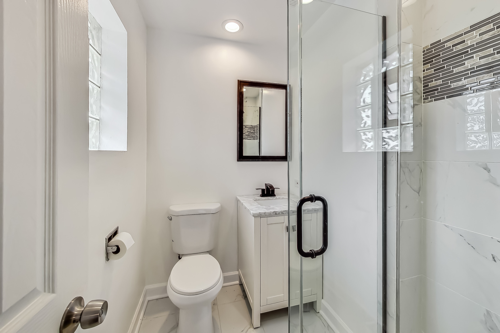 295 Prairie Avenue Property Photo 7
