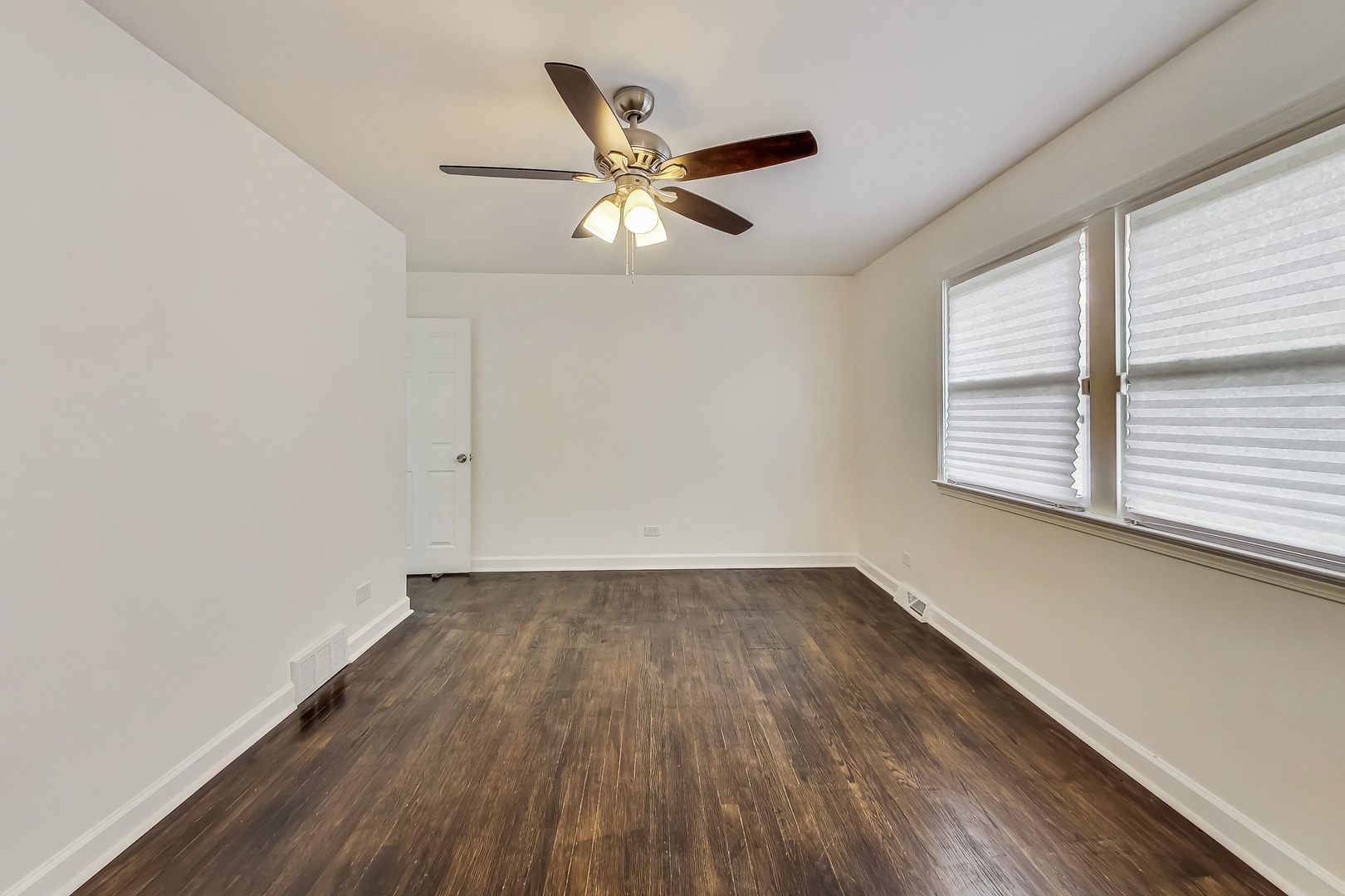 295 Prairie Avenue Property Photo 21