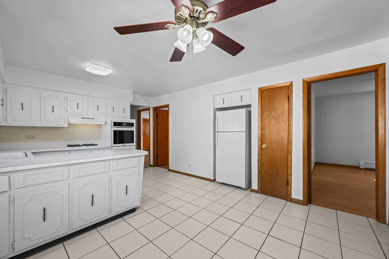 5421 W Windsor Avenue 2 Property Photo 6