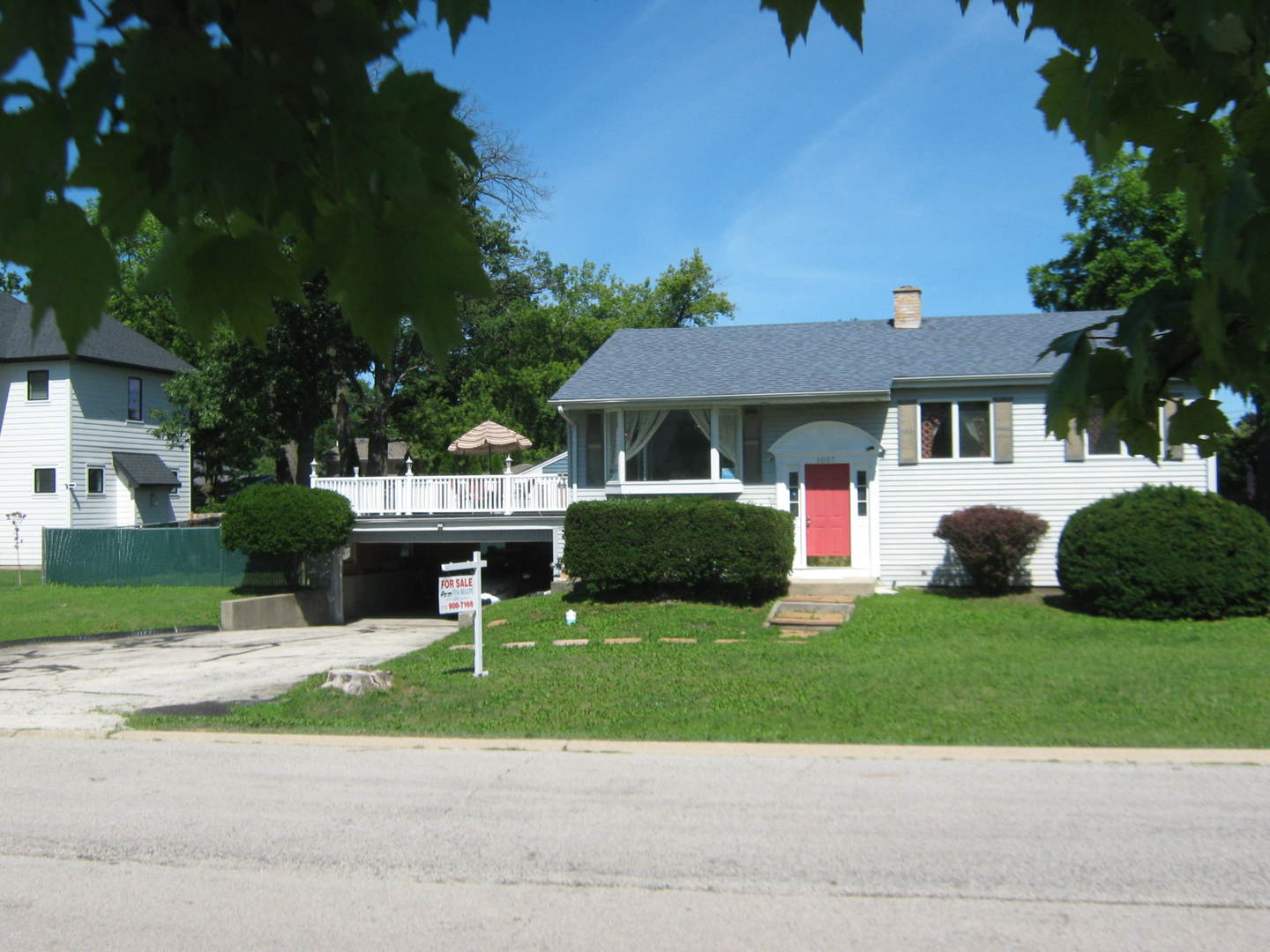 1007 Prairie Lawn Road Property Photo 1