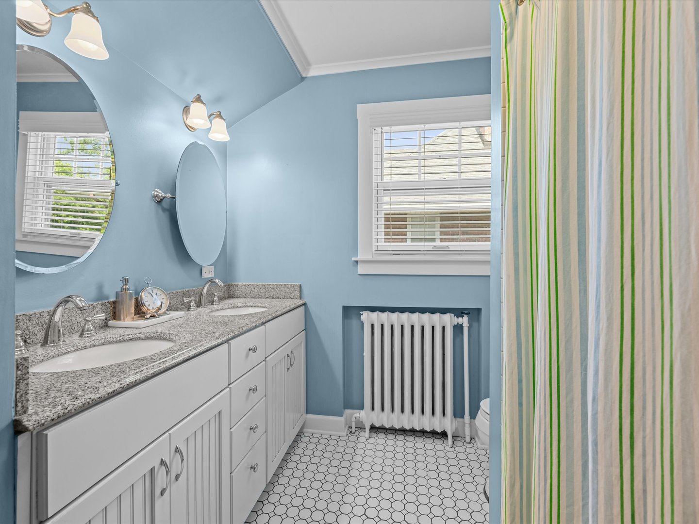 1530 Oakwood Avenue Property Photo 23