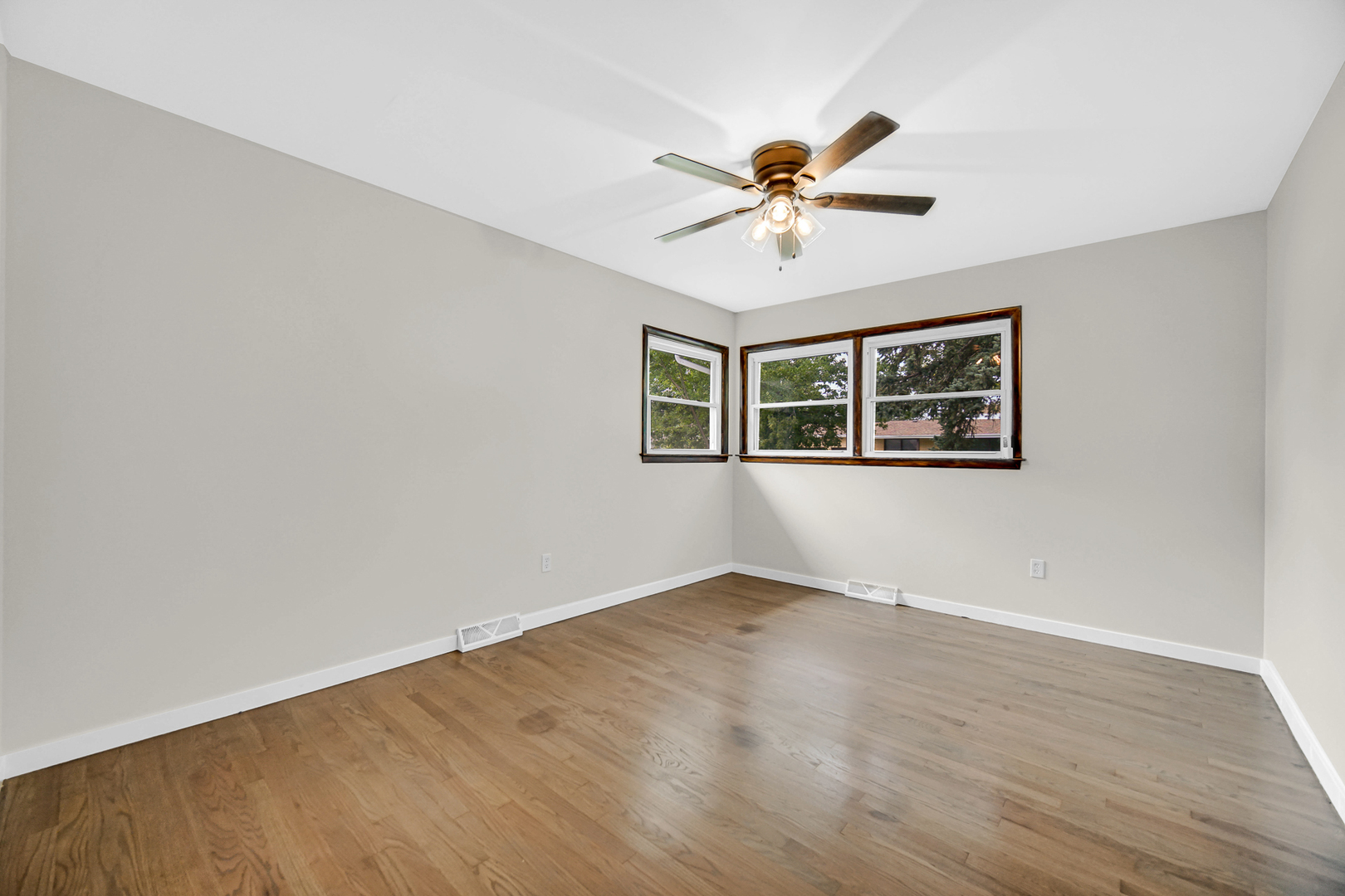 17517 Shirley Drive Property Photo 9