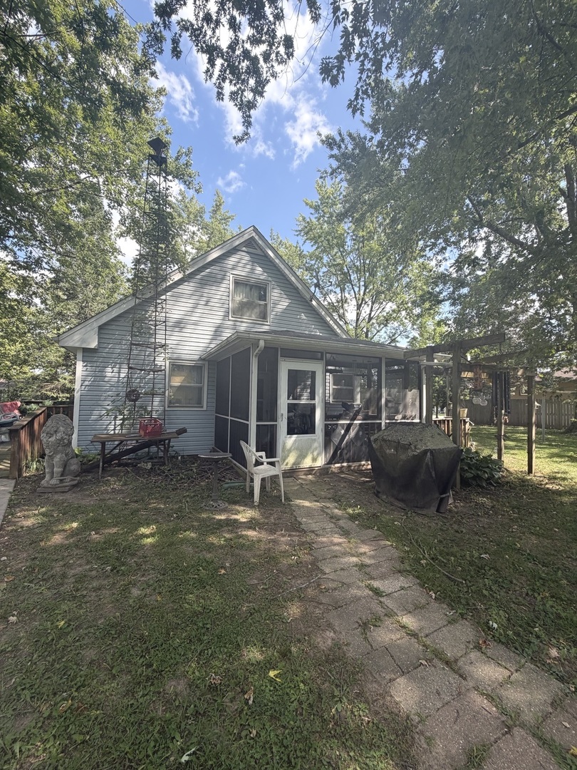 5955 Palomino Parkway Property Photo 3
