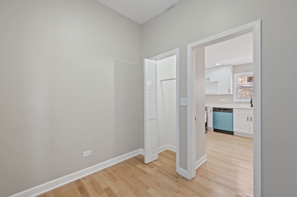 8613 S Colfax Avenue Property Photo 13