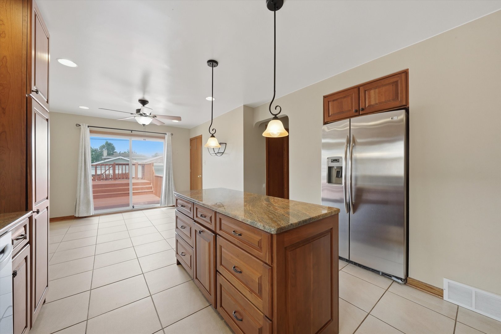 8350 S Karlov Avenue Property Photo 11