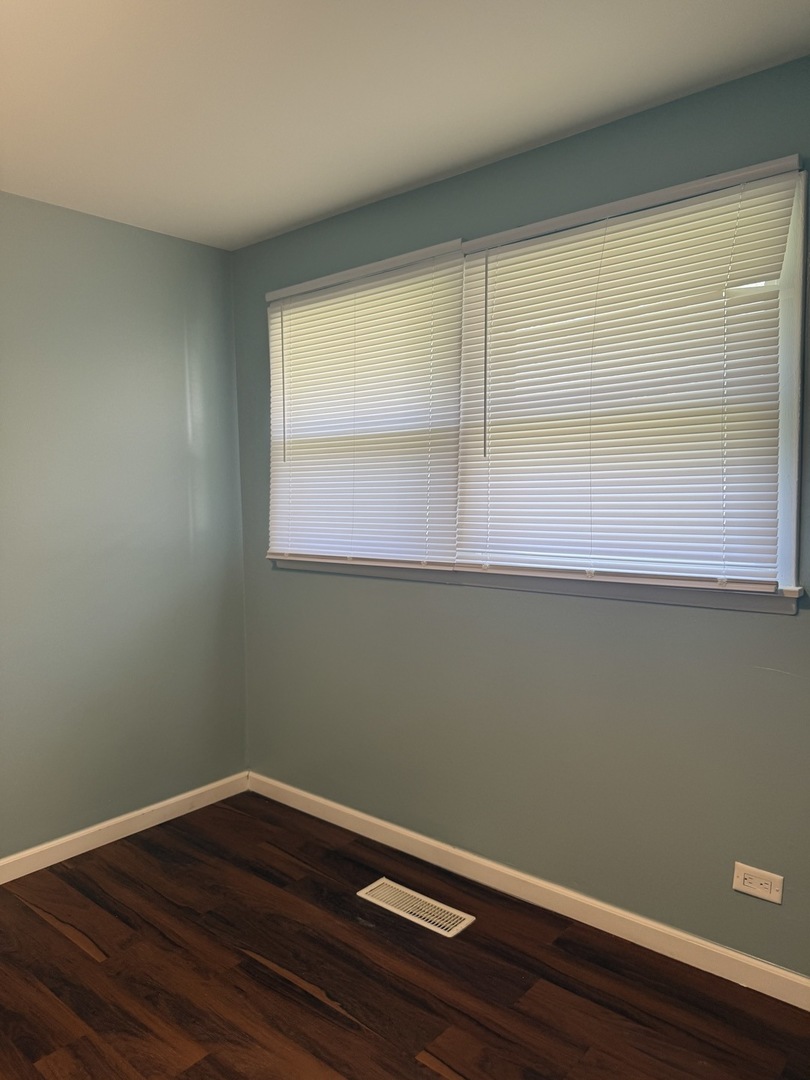 18711 Loretto Lane Property Photo 8
