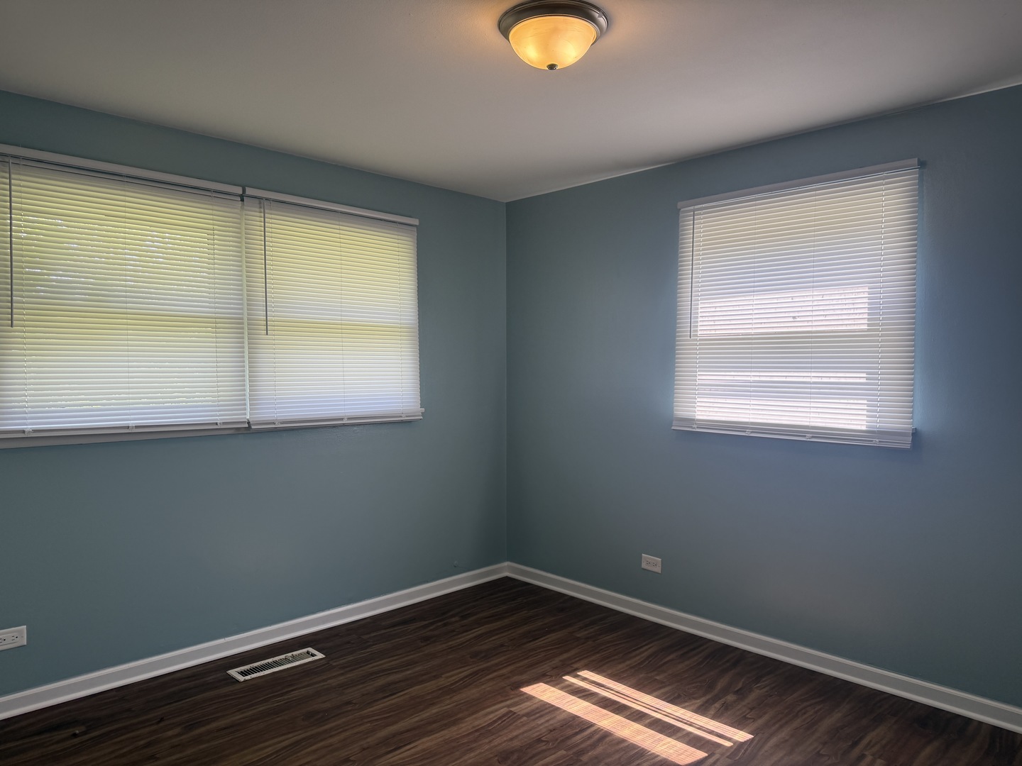 18711 Loretto Lane Property Photo 10