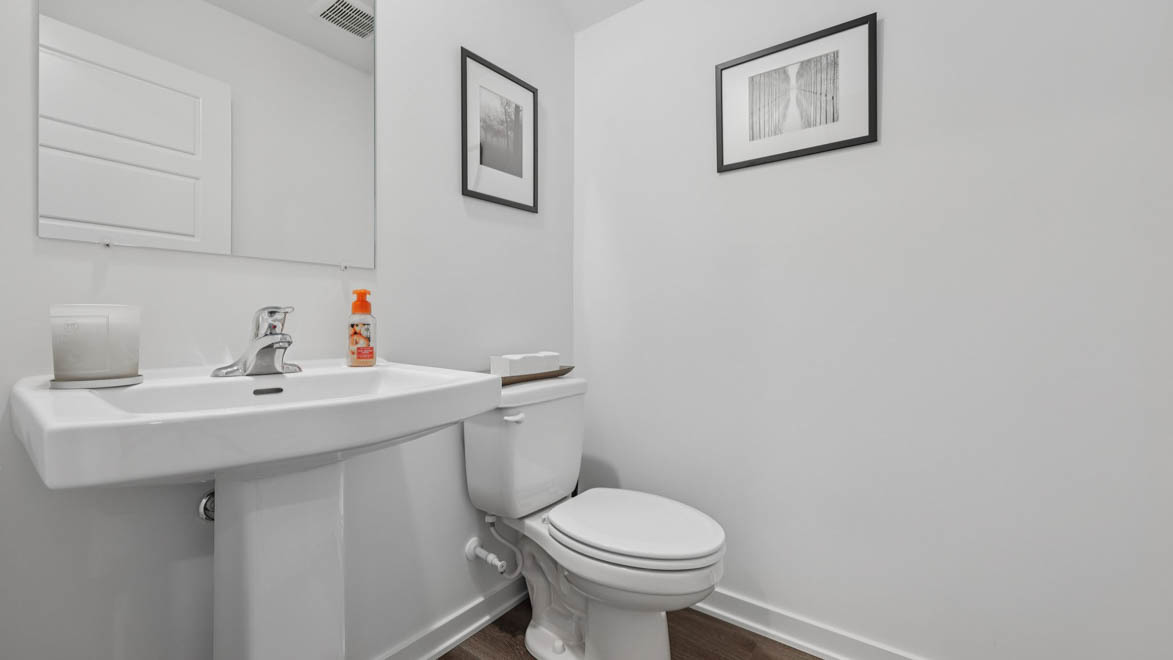 787 Concord Circle B Property Photo 16
