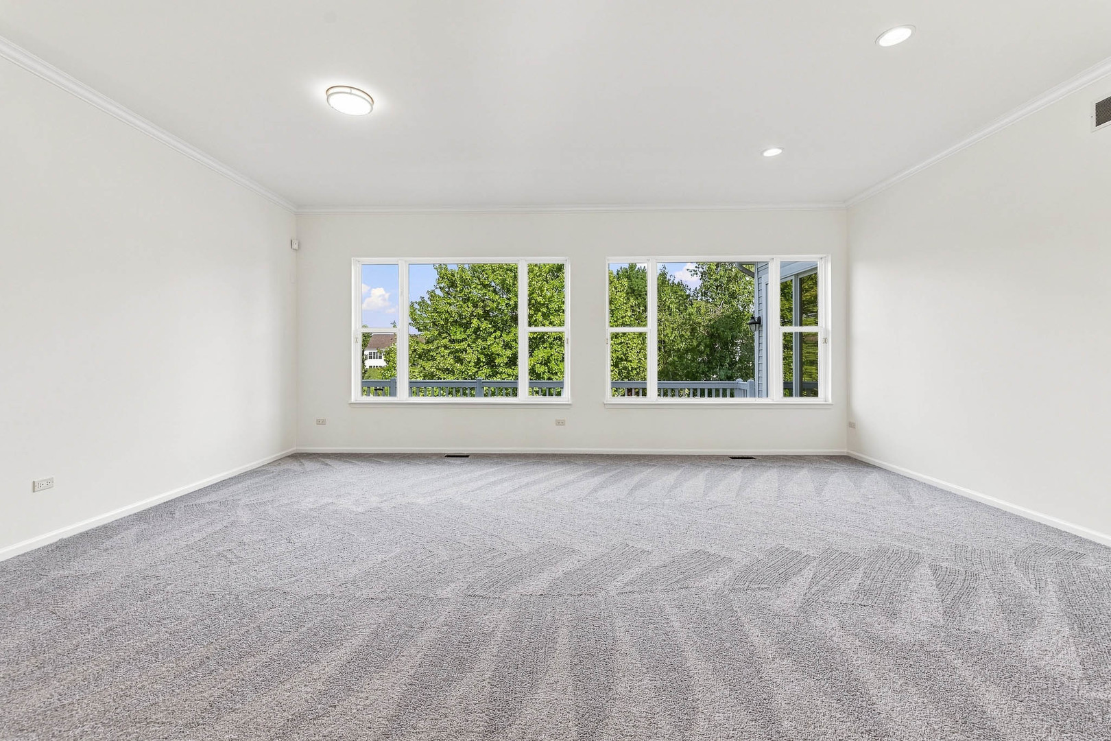 12706 Sycamore Court Property Photo 4