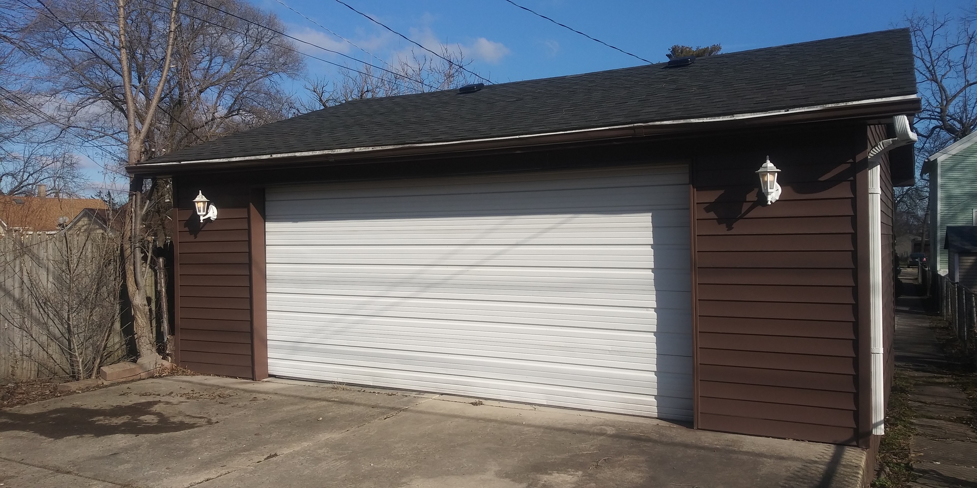 1021 N Hickory Street Property Photo 13