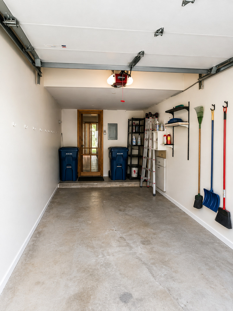 727 Whitesail Drive 727 Property Photo 4