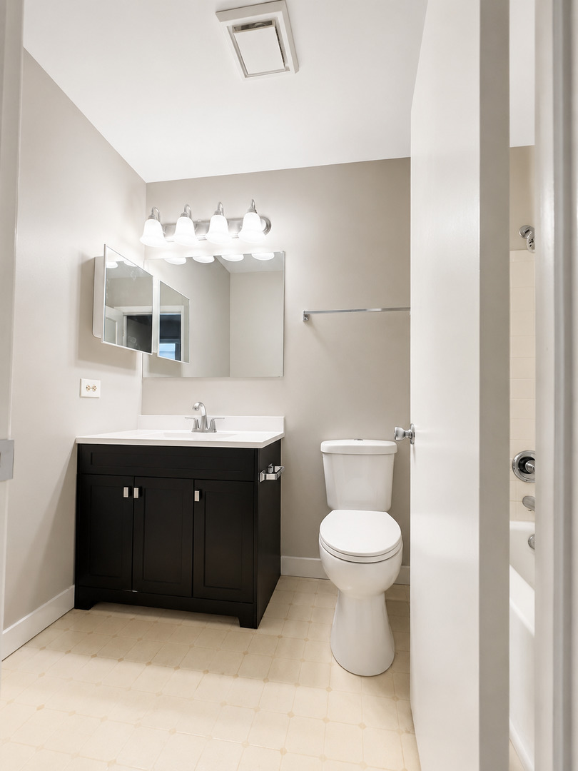 727 Whitesail Drive 727 Property Photo 5