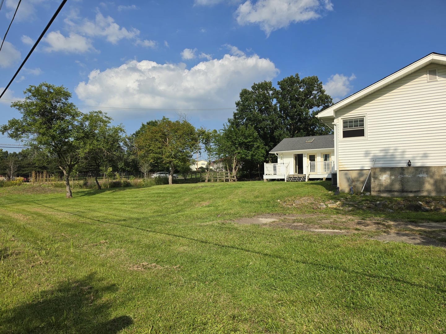 2301 Greenbriar Lane Property Photo 25