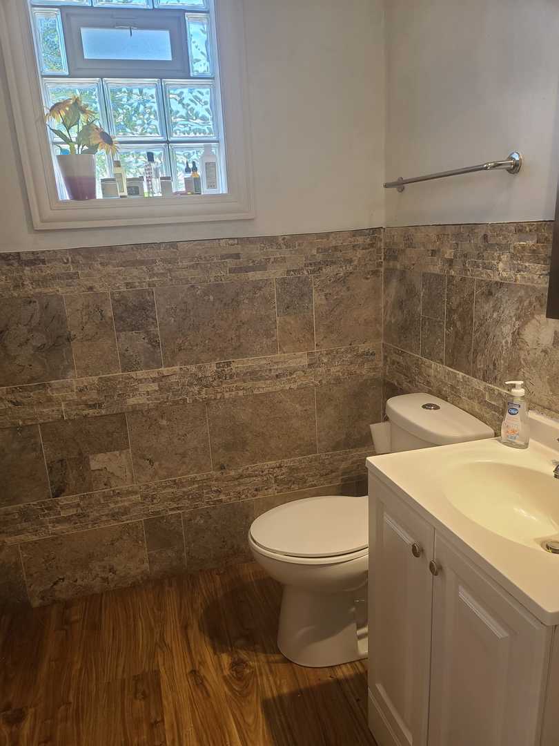 42 N Lockwood Avenue Property Photo 11