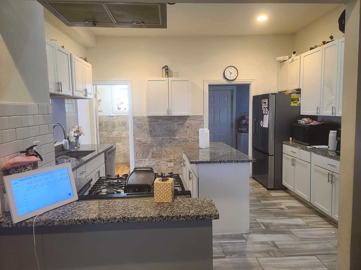 42 N Lockwood Avenue Property Photo 15